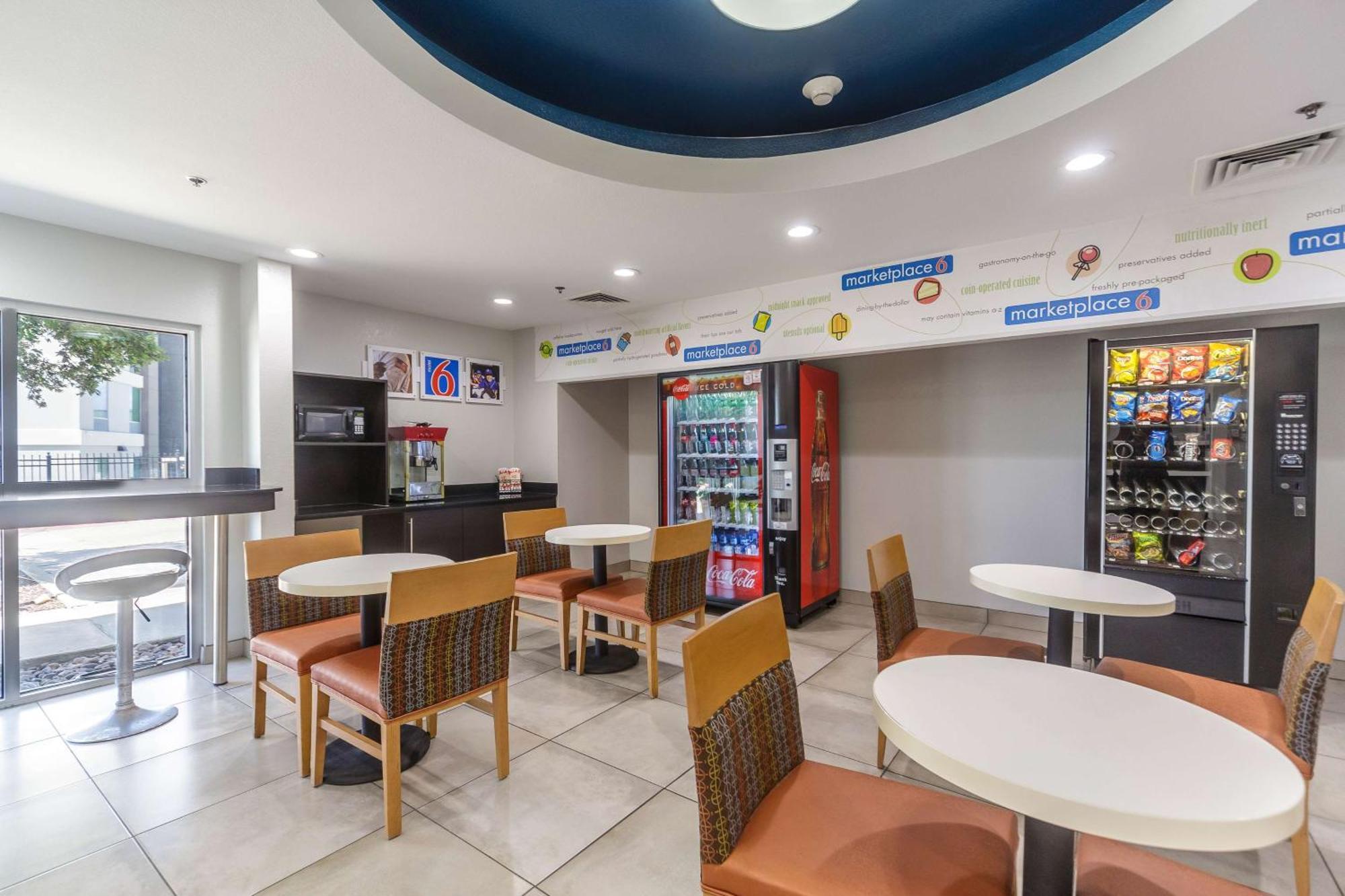6-laredo, Tx - Airport Hotel Laredo