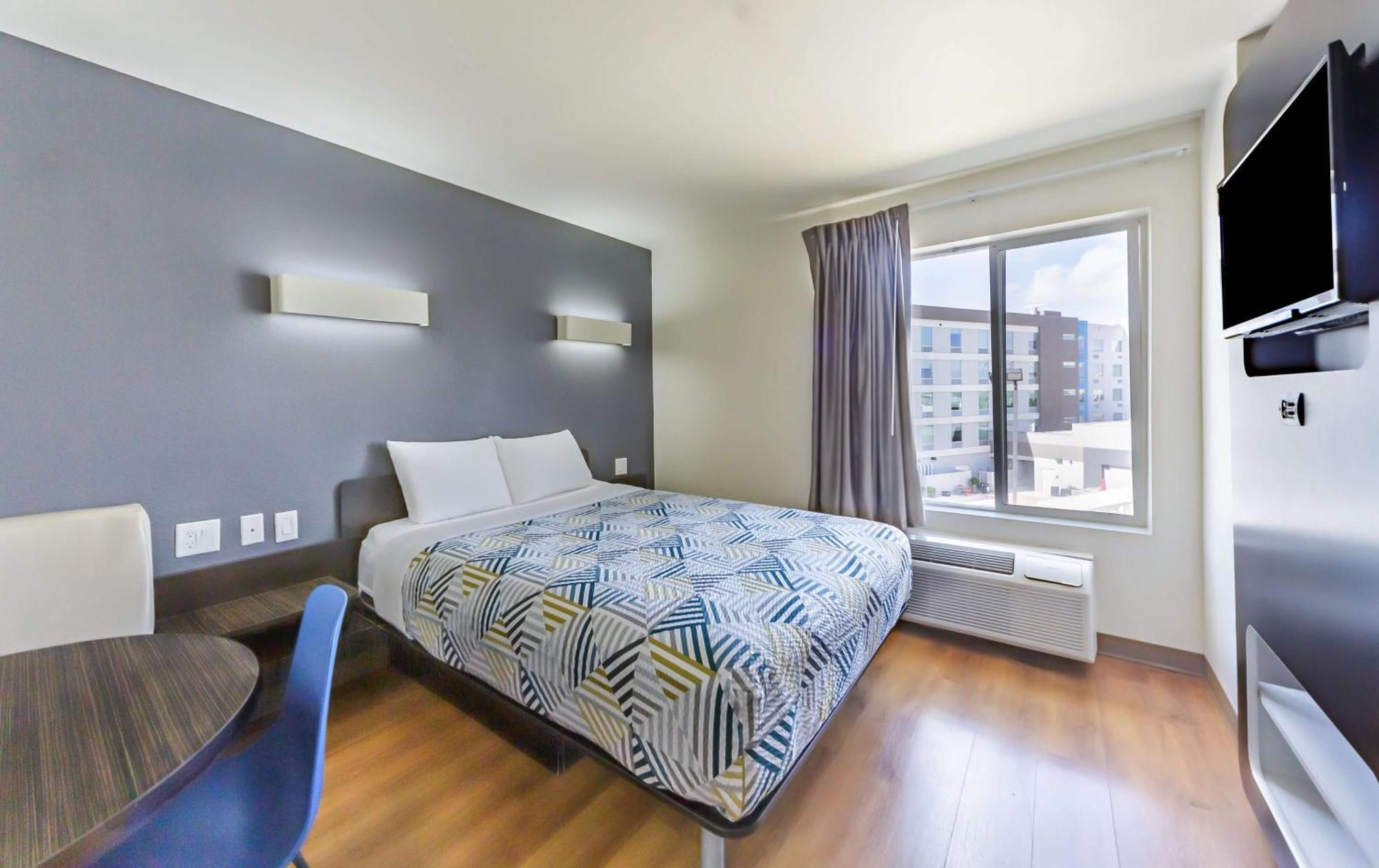 6-laredo, Tx - Airport Hotel